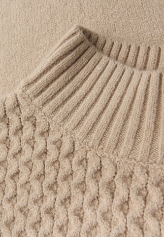 STREET ONE Sweater in Beige