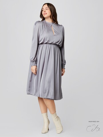 Guido Maria Kretschmer Curvy - Vestido 'Meline' en gris