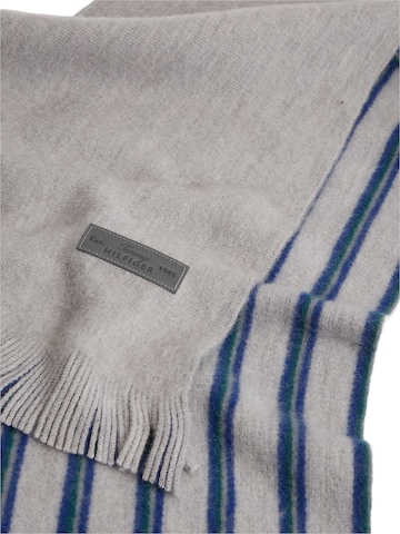 TOMMY HILFIGER Schal in Grau