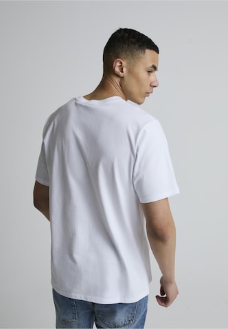 Alessandro Zavetti - Camisa em branco