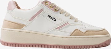 Baskets basses 'Gen1' MoEa en blanc : devant