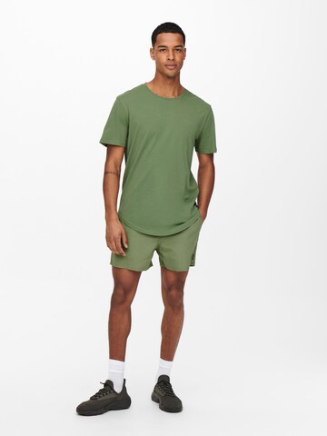 Only & Sons Regularny krój Koszulka 'Matt' w kolorze zielony