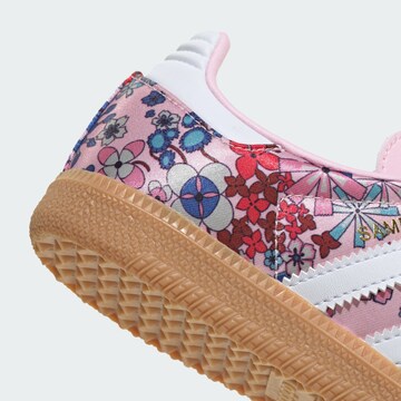 Baskets 'Adidas Originals x Liberty London Samba OG' ADIDAS ORIGINALS en rose