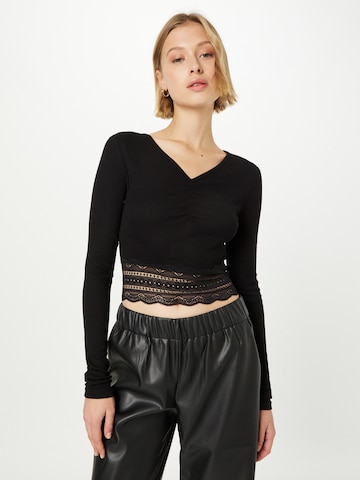 ABOUT YOU Shirt 'Nicola' in Black: front