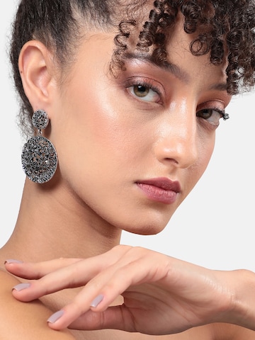 SOHI Earrings ' Taniya ' in Silver: front