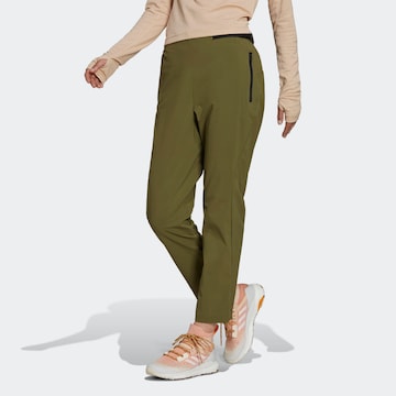 adidas Terrex Workout Pants in Green: front