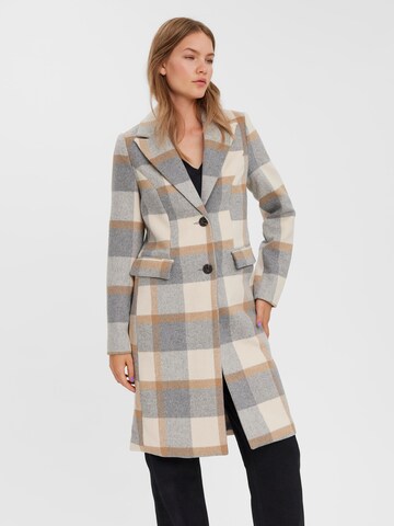 VERO MODA Between-Seasons Coat 'Blast' in Beige: front