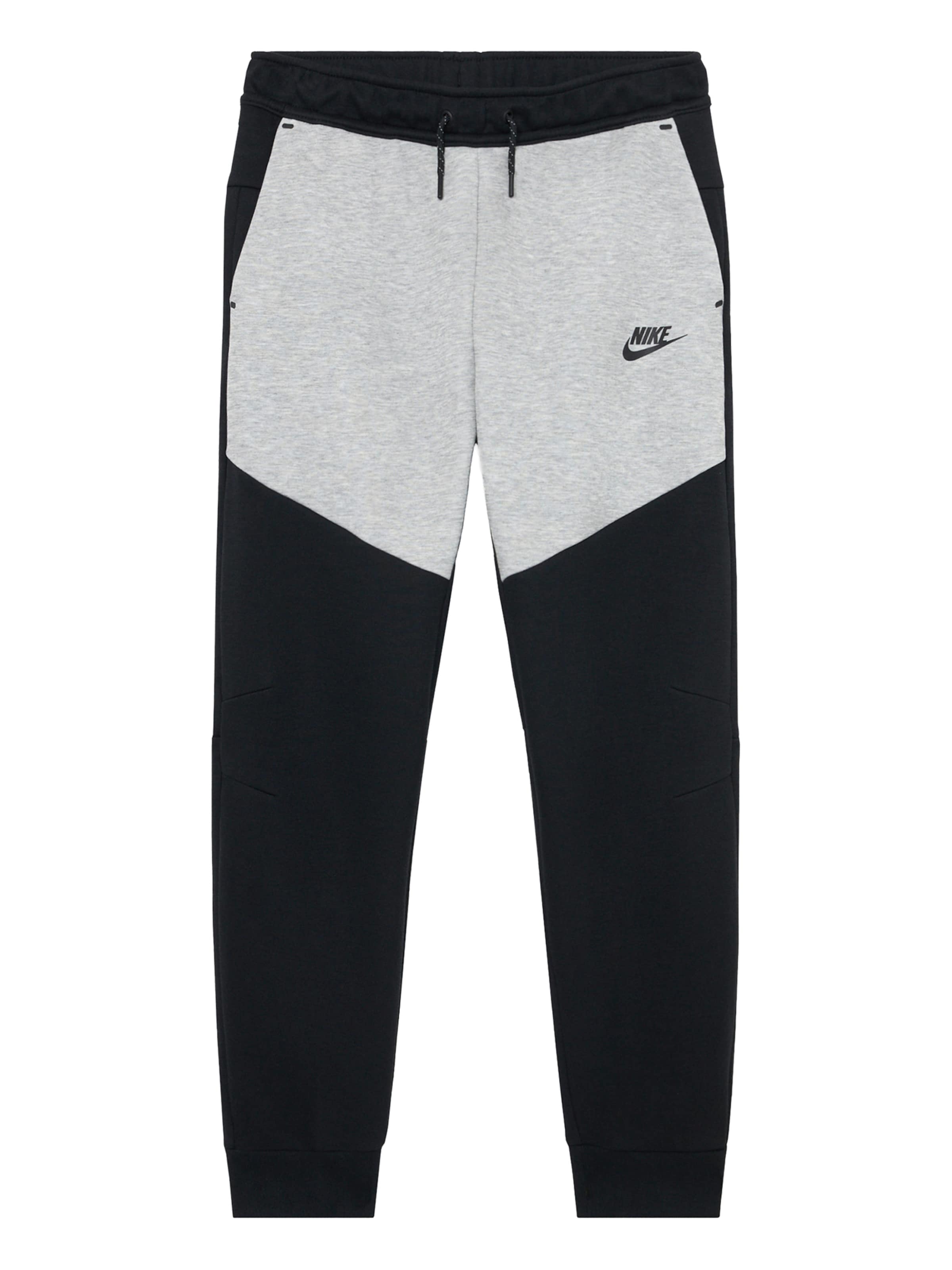 Nike Sportswear Tapered Παντελόνι 'TCH FLC' σε μαύρο: μπροστά