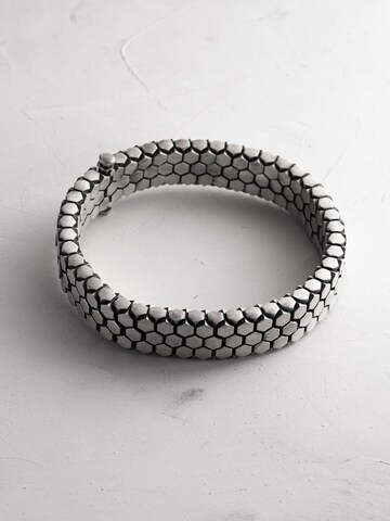 Bracelet 'RÜSTUNG' REYTEL en argent : devant