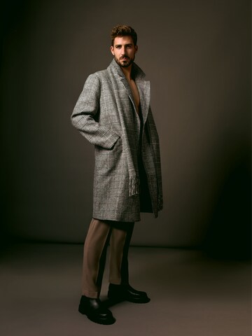 ABOUT YOU x Kevin Trapp Between-seasons coat in Grey