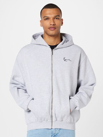Karl Kani Sweatjacke 'Essential' in Grau: Vorderseite