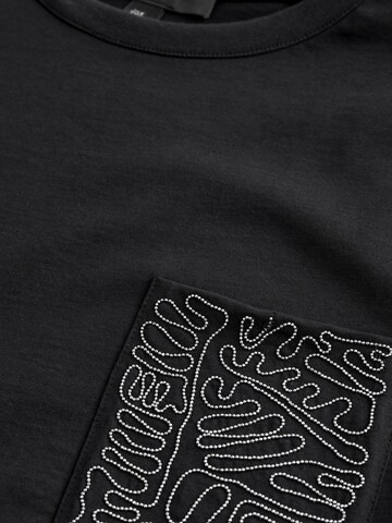 Next T-Shirt in Schwarz