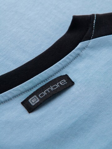 Maglietta di Ombre in blu