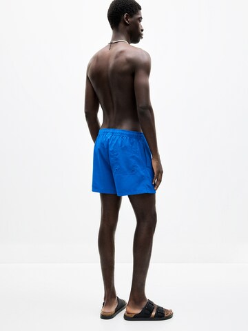 Pull&Bear Board Shorts in Blue