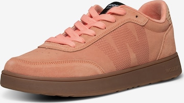 Baskets basses ' Toke ' WODEN en rose : devant
