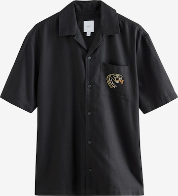 NextRegular Fit Košulja - crna boja: prednji dio