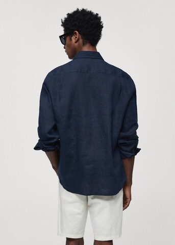 MANGO MAN Regular fit Button Up Shirt 'Avispa' in Blue