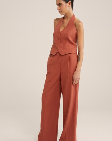 Regular Pantalon à pince WE Studio en marron