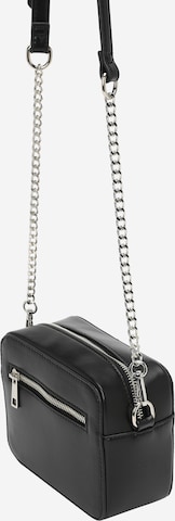 ABOUT YOU Shoulder Bag 'Finja' in Black: front