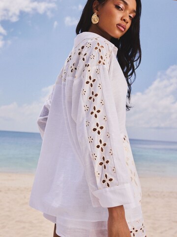 Bluză de la Lipsy pe alb