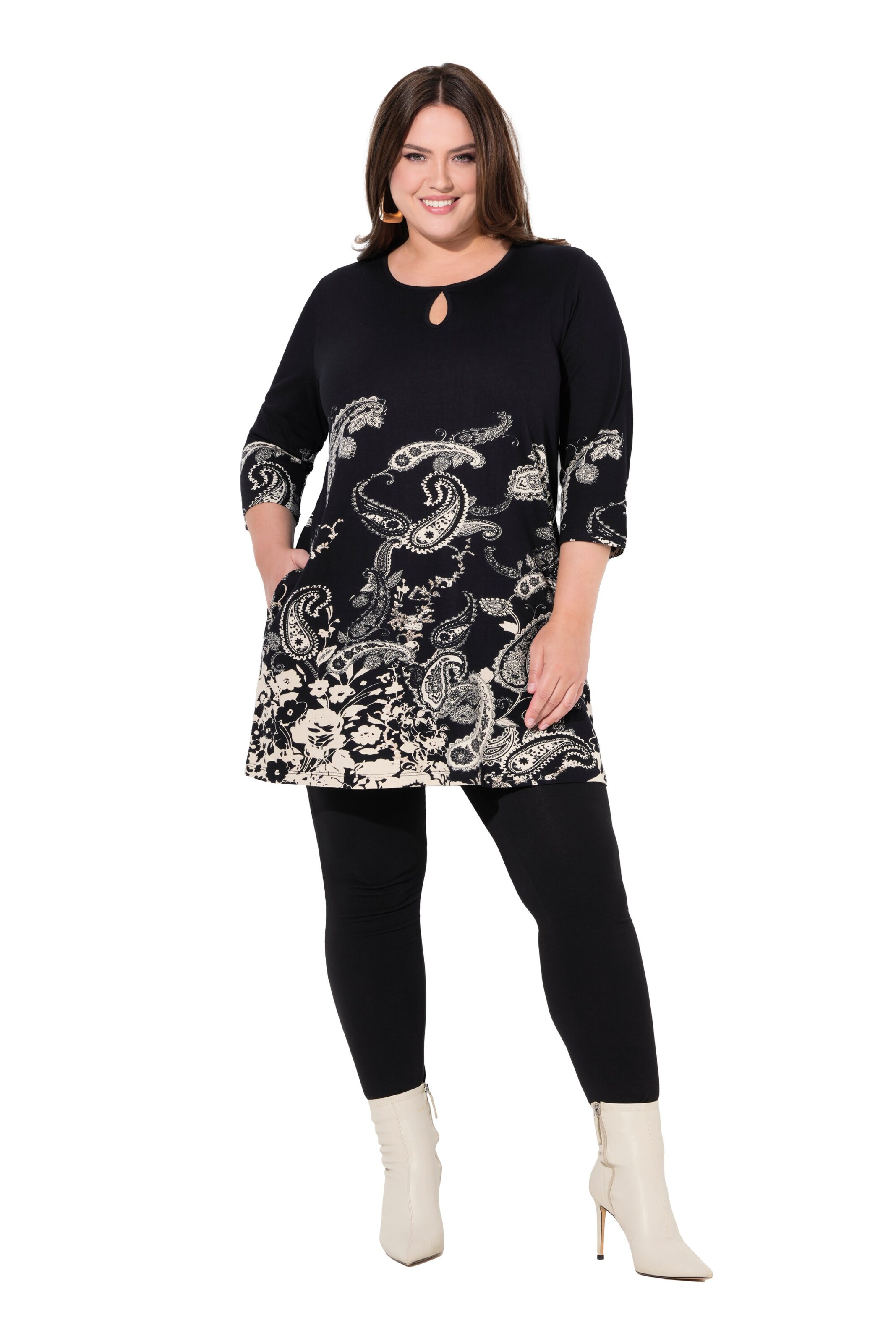 Ulla Popken Shirt in Zwart: voorkant