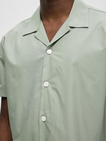 SELECTED HOMME Regular Fit Skjorte 'Meo' i grøn