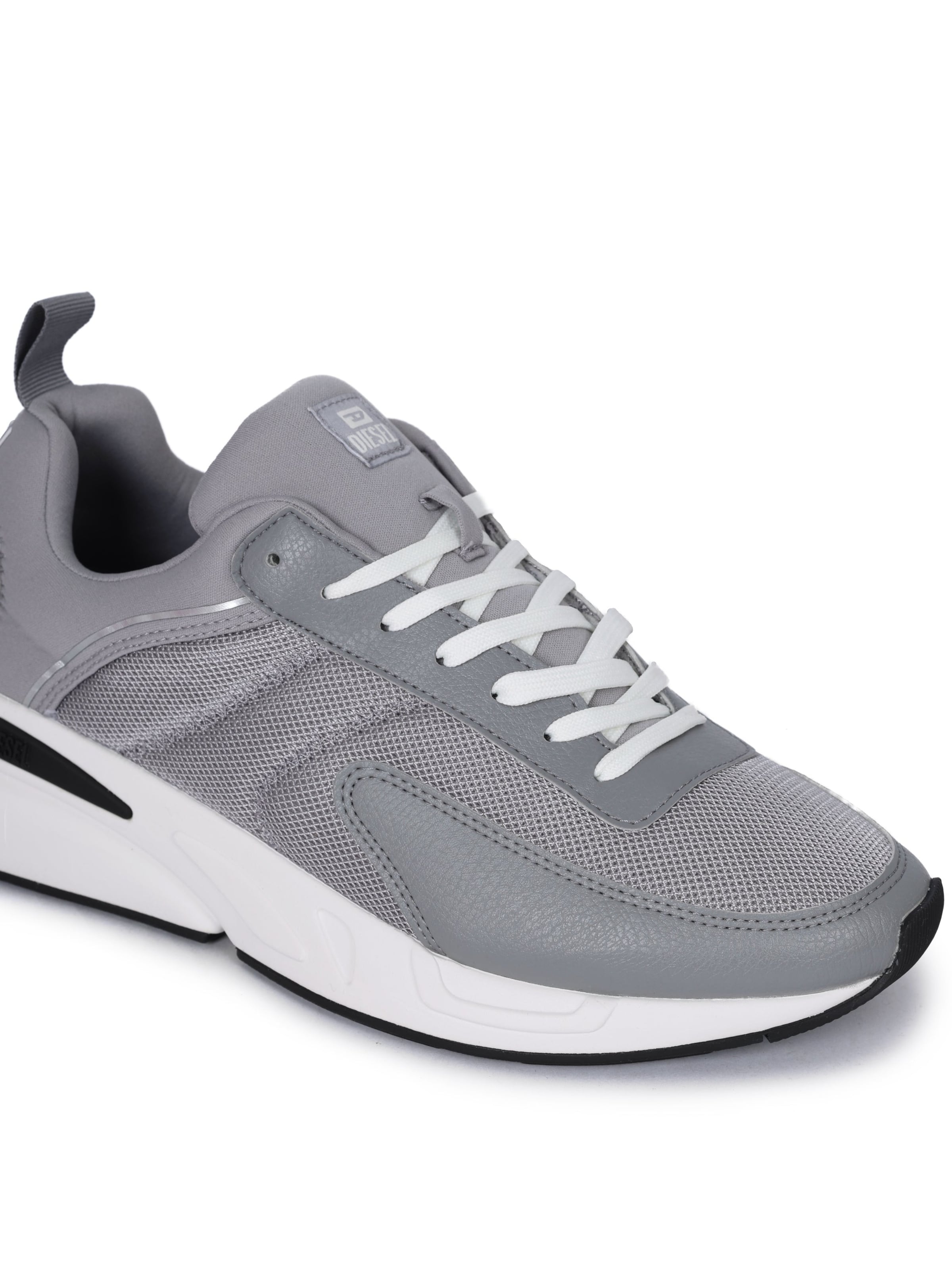 Baskets basses 'S-SERENA LOW' DIESEL en argent