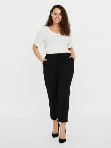 regular Pantaloni con pieghe 'Eva' di Vero Moda Curve in nero