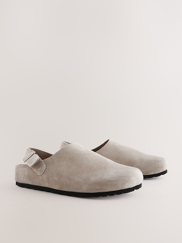 Clogs di Next in grigio