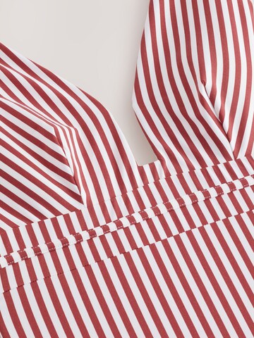 Next T-shirt Plavky – červená