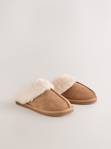 Next - Zapatillas de casa en marrón
