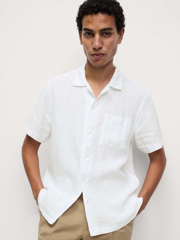 Marks & Spencer Comfort fit Button Up Shirt in White: front