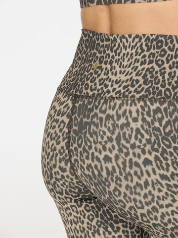 Skinny Pantaloni sportivi 'Windia' di Athlecia in beige