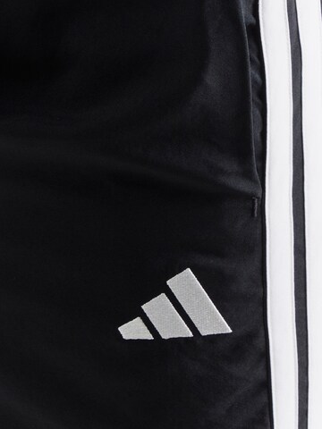 ADIDAS SPORTSWEAR Regular Sportshorts 'Essentials Chelsea' in Schwarz