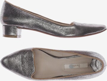 Boden Flats & Loafers in 36 in Silver: front
