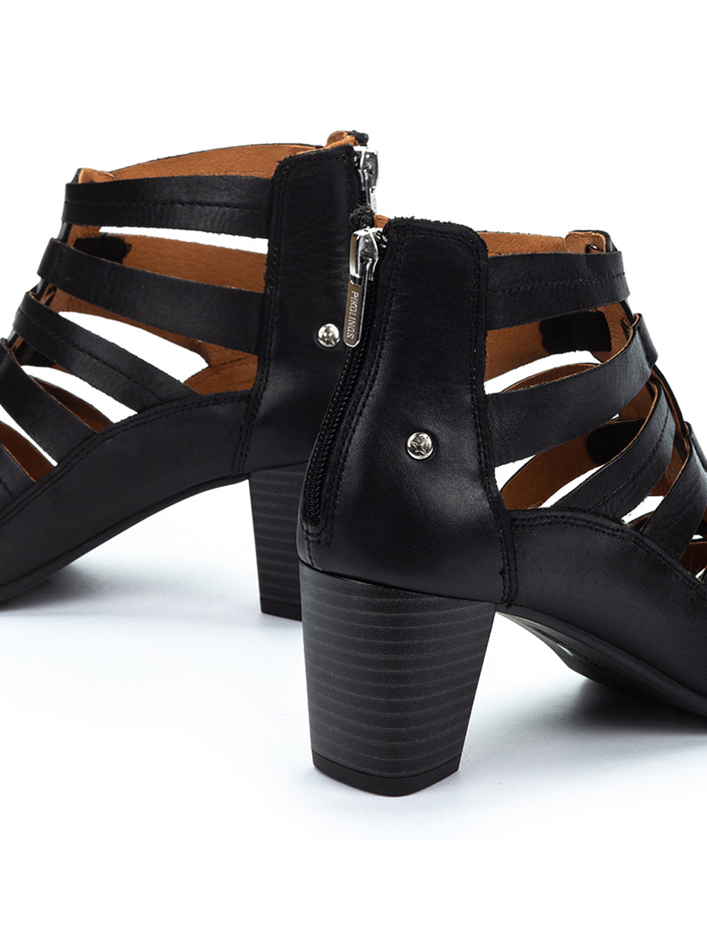 PIKOLINOS Sandaalit 'Almenara' värissä musta