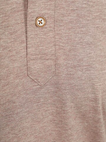 R2 Amsterdam Shirt in Beige