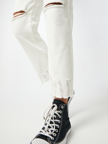 GLAMOROUS Regular Jeans in Weiß