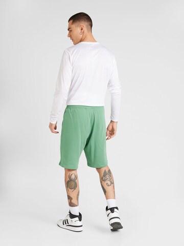 ADIDAS ORIGINALS Regular Byxa 'Essentials' i grön