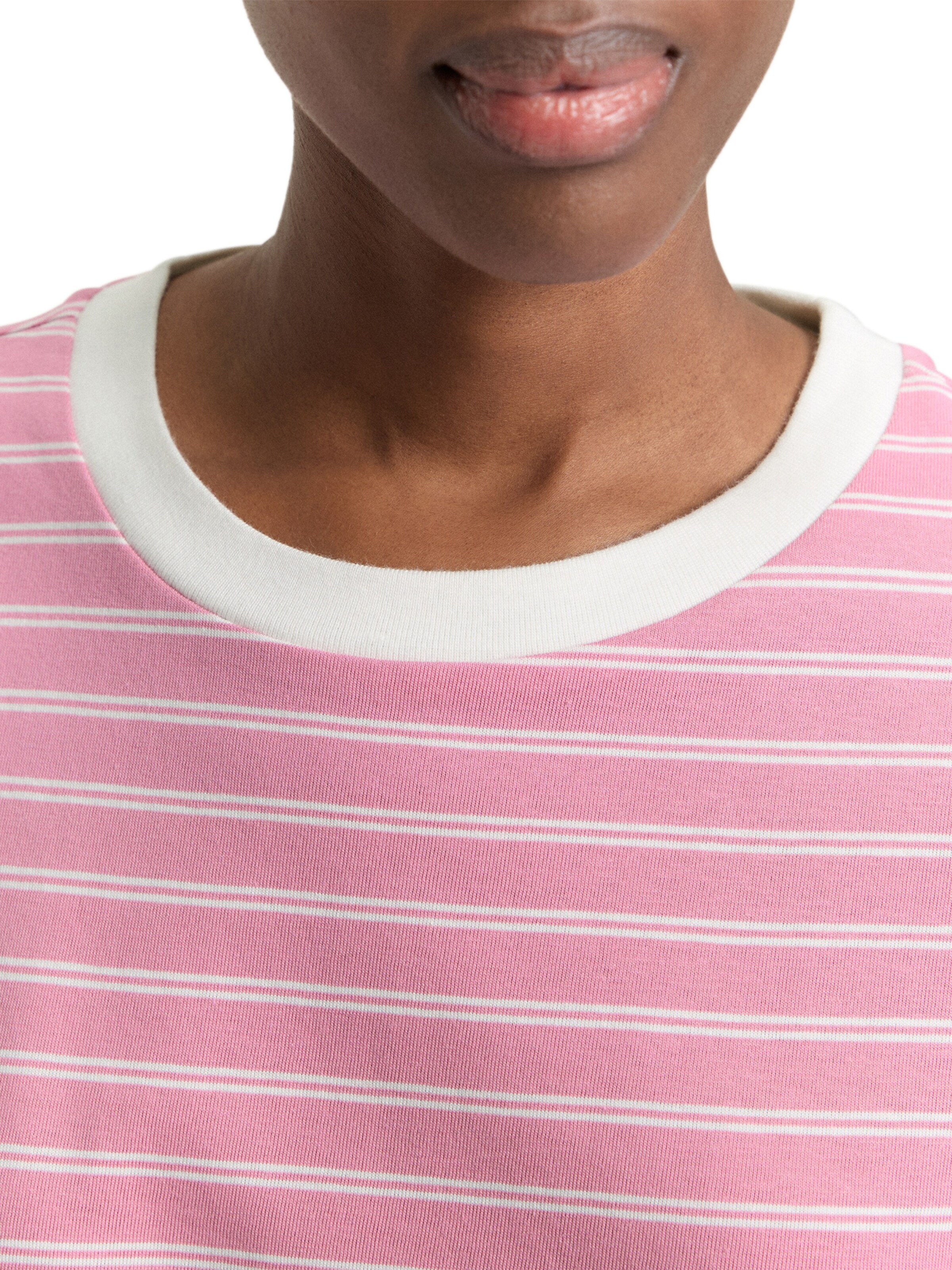 Maglietta di TOM TAILOR DENIM in rosa