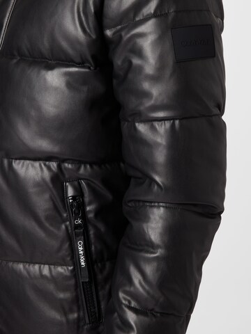 Calvin Klein Přechodná bunda – černá