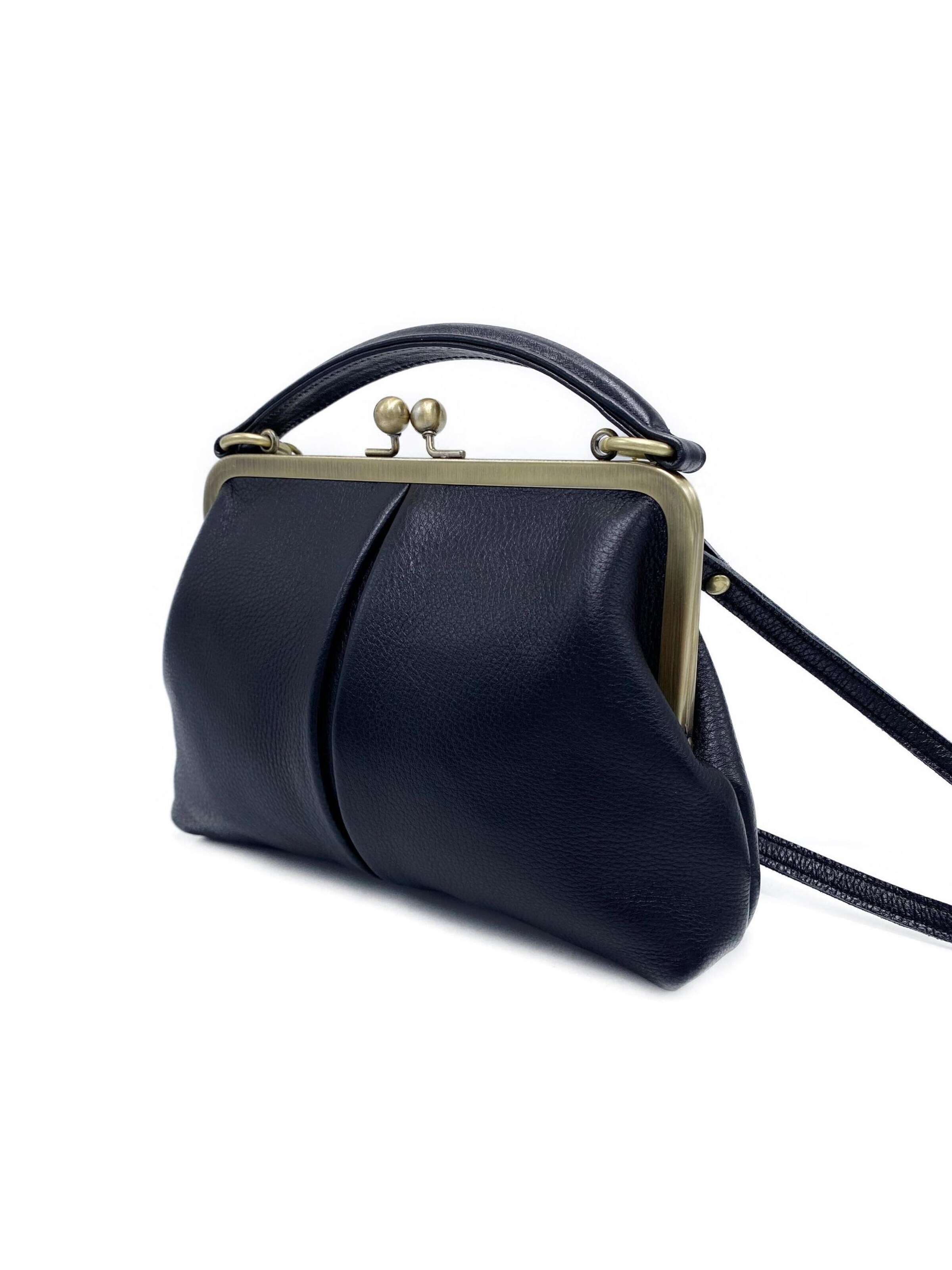 Borsa a mano 'Kleine Olive – Leder Handtasche & Umhängetasche' di Taschenkinder in nero