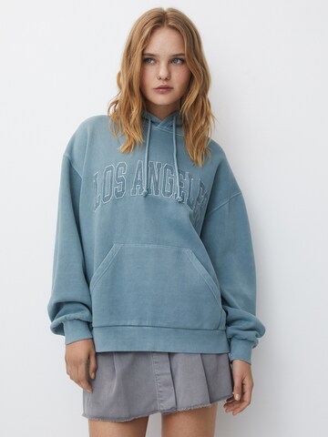 Sweat-shirt Pull&Bear en bleu : devant