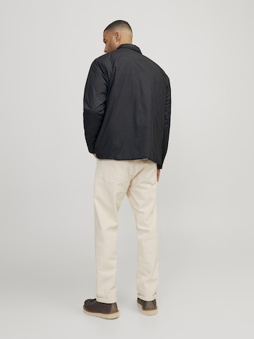 R.D.D. ROYAL DENIM DIVISION Between-Season Jacket in Black