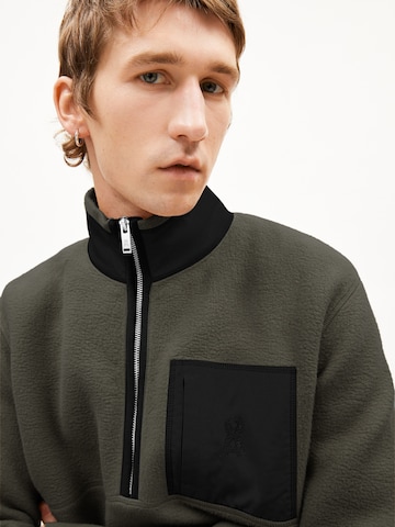 ARMEDANGELS Fleecejacke 'FLAABO' (GOTS) in Grün