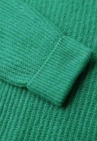 Pull-over Superdry en vert