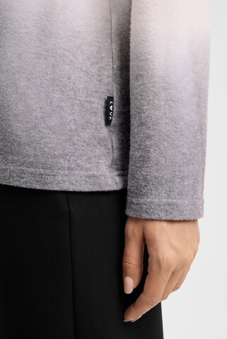 Soccx Sweater in Grey