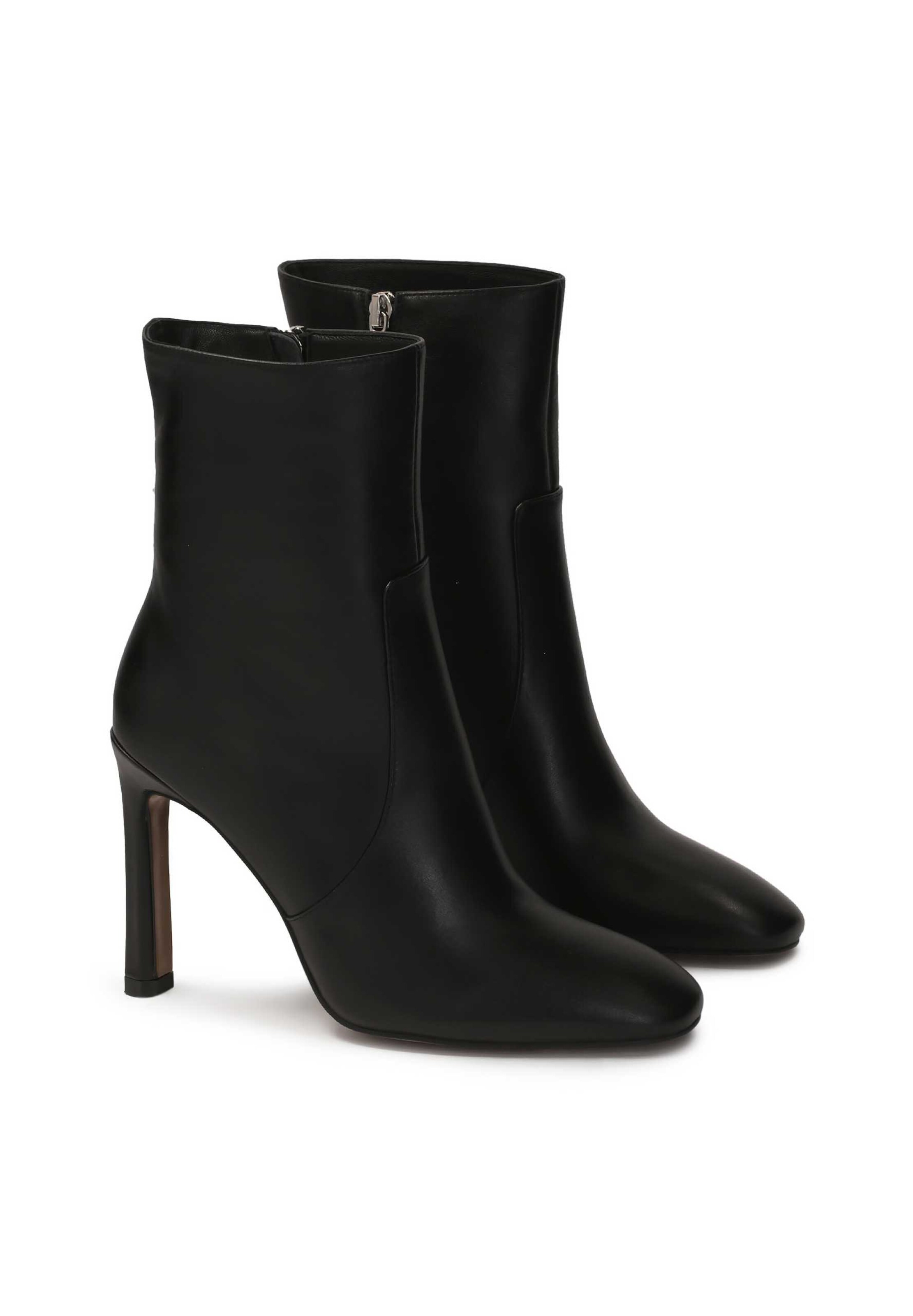 Kazar Bootie in Black