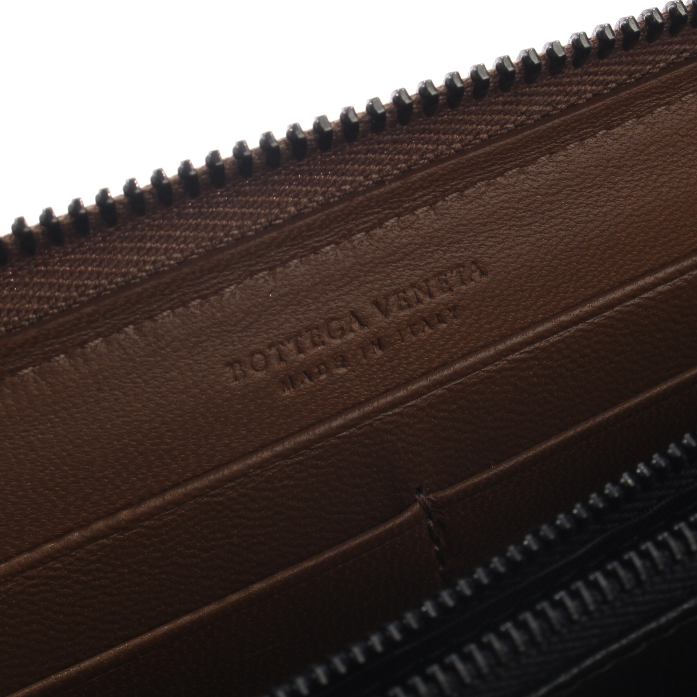 Bottega Veneta Small Leather Goods in One size in Brown
