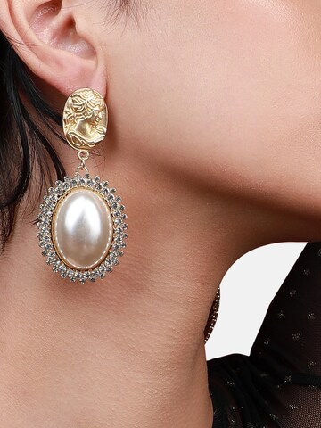 SOHI Earrings 'Helen' in Gold: front